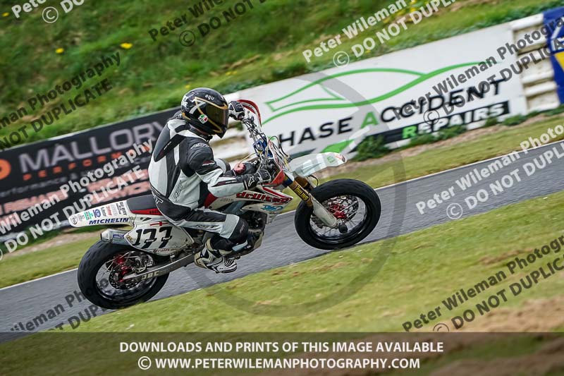 enduro digital images;event digital images;eventdigitalimages;mallory park;mallory park photographs;mallory park trackday;mallory park trackday photographs;no limits trackdays;peter wileman photography;racing digital images;trackday digital images;trackday photos